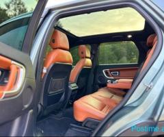 Land Rover Discovery HSE Luxury Sport