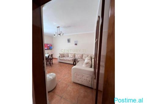 Jepet me qira apartament 2+1. Rruga e Elbasanit - 5/6