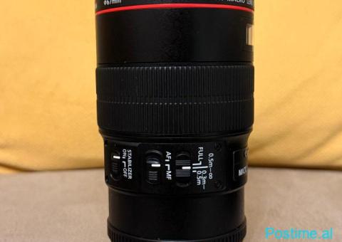 Canon EF 100mm f/2.8L IS USM Macro Lens for Canon - 3/8