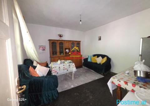 🏡 SHITET SHTËPI PRIVATE NË ÇOLE, VLORË - 2/10