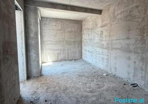 🏡🔥 **OKAZION – SHITET APARTAMENT 1+1 TEK RINGSIDE RESIDENC - 3/5