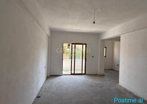 +355694812568 Ofrojme per shitje apartament 1+1 prane Stadiu - 6/10