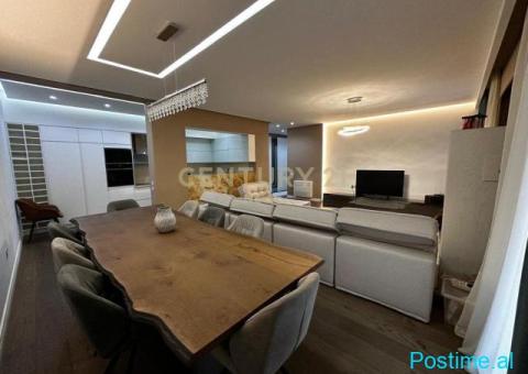 Shitet Apartament 2+1+post Parkimi, me Pamje në Liqenin e Th - 6/10