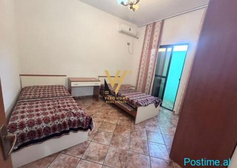 JEPET APARTAMENT 2+1 ME QERA TE RRUGA E DURRESIT 60.000 LEKE - 4/4