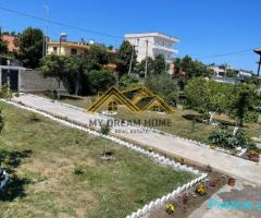 JEPET ME QERA SHTEPI PRIVATE NE PORTO ROMANO