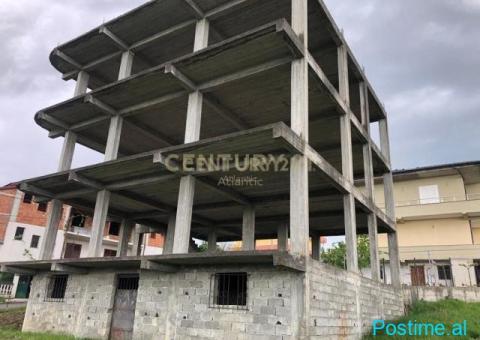 SHITET NDËRTESË TRE KATËSHE + 3 GARAZHE NË Rrashbull, Durrës - 5/5