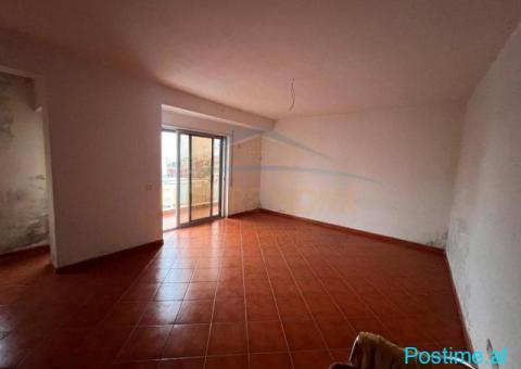 069604448 Shitet, Apartament 3+1+2, Pranë Bashkisë, Durrës - 2/10