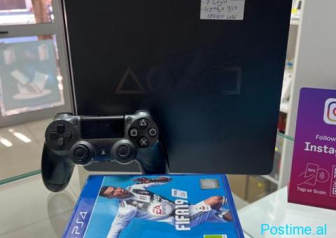 PLAY STATION 4 SLIM - 4/4