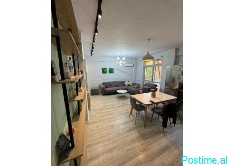 0694738665 Shitet, Apartament 3+1+2, Stacioni Trenit, Tiranë - 1/10