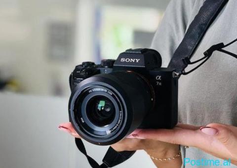 SONY A 7iii MIRRORLESS CAMERA
