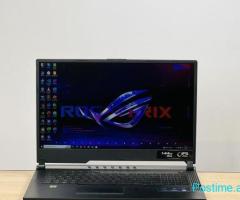 ROG STRIX SCAR III