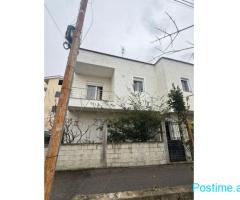 0686557720 Shitet Shtëpi 2-Katëshe pranë Plazhit, Durres !