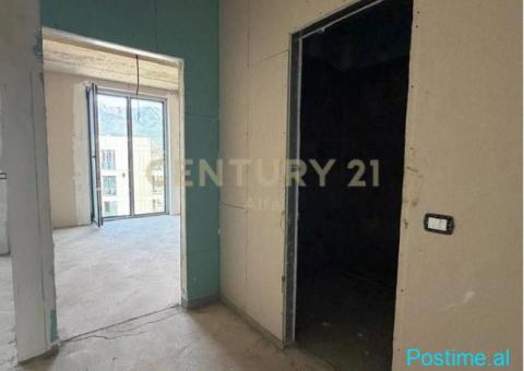 🏙️ **SHITET APARTAMENT 1+1 – GOLDEN GATE, PRANË MATERNITETI - 5/5