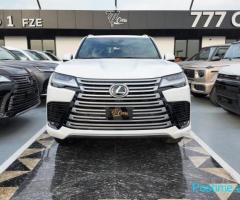 Lexus LX600 2025
