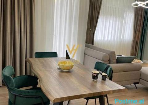 JEPET APARTAMENT 2+1+2 ME QERA TE QENDRA KRISTAL 900 EURO - 3/4