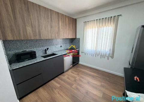🆕🏡 JEPET ME QIRA VILË NË RISILI, VLORË. - 3/10