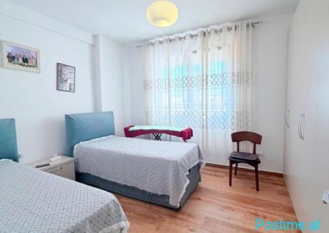 JEPET ME QERA APARTAMENT PRANE STADIUMIT, DURRES - 8/8