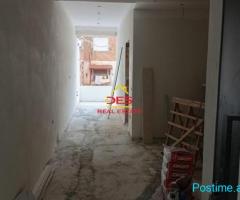 ⛪🏡 SHITET APARTAMENT 1+1 PRANË KISHËS ORTODOKSE, VLORË.