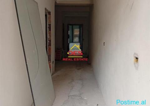 ⛪🏡 SHITET APARTAMENT 1+1 PRANË KISHËS ORTODOKSE, VLORË. - 2/5