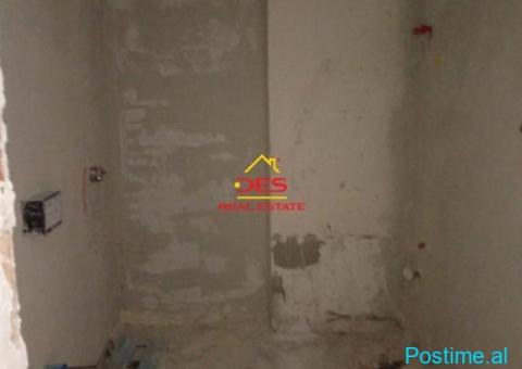⛪🏡 SHITET APARTAMENT 1+1 PRANË KISHËS ORTODOKSE, VLORË. - 4/5