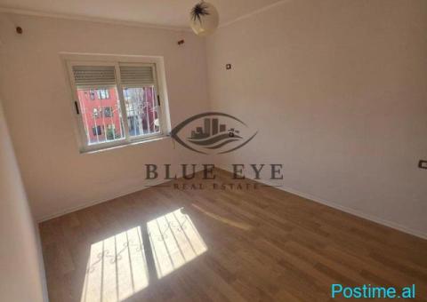 Apartament 2+1 Për Shitje prane Spitalit, Durrës! - 8/10