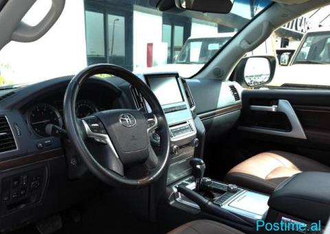 Toyota LC VXR 5.7 V8 - 8/9