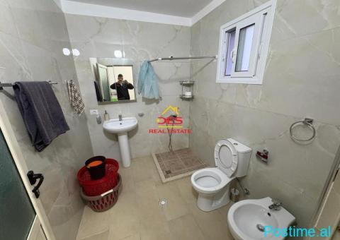 JEPET ME QIRA SHTËPI PRIVATE PRANË STACIONIT TË TRENIT,VLOR - 9/10