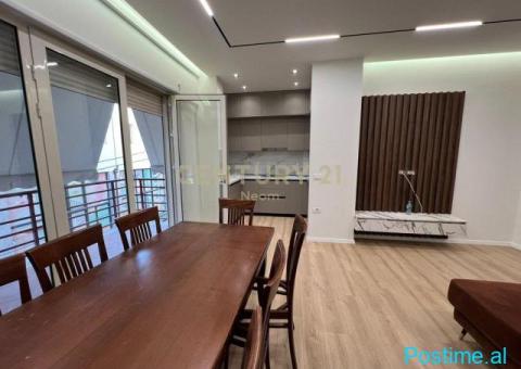Jepet me Qira Apartament 3+1+2 Poste Parkimi, tek Liqeni i T - 1/7
