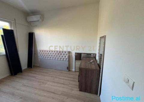 Jepet me Qira Apartament 3+1+2 Poste Parkimi, tek Liqeni i T - 3/7