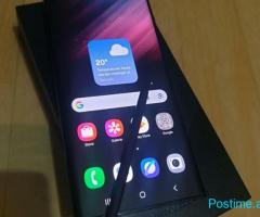 Samsung Galaxy S22 Ultra 128GB – Si i ri / Me Kuti
