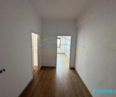 0696044407 Shitet, Apartament 1+1, Plazh Hekurudha, Durrës