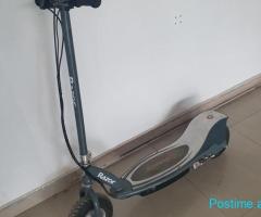 🛴 Shitet Razor Scooter Elektrik Bateri e Re .