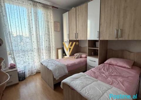 JEPET APARTAMENT 2+1+2+BLK ME QERA TE 21 DHJETORI 90.000 LEK - 2/7
