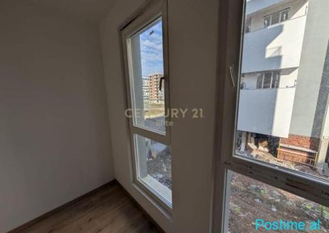 Shitet apartament 1+1 me post parkimi tek UNIVERS CITY. - 2/9