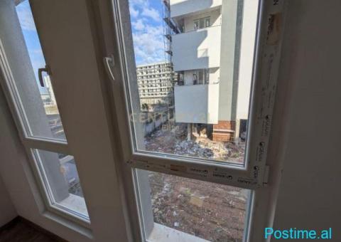 Shitet apartament 1+1 me post parkimi tek UNIVERS CITY. - 4/9