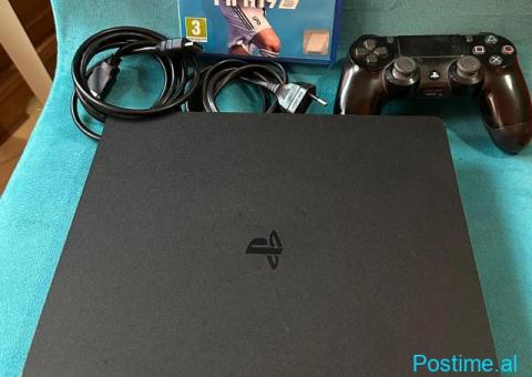 Ps4 Slim me nje Leve dhe nje Loje