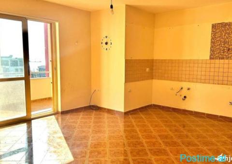 Shitet Apt 1+1+2wc & Ballkon ( Lungomare - Vlore ) - 1/7