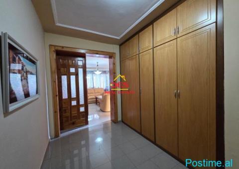 🔑🏡 JEPET ME QIRA APARTAMENT 3+1 PRANË KISHËS ORTODOKSE, VL - 6/10