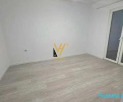 JEPET APARTAMENT 3+1+BLK ME QIRA TE RRUGA E KAVAJES 800 EURO