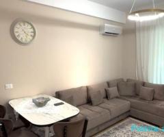 Shitet apartament 1+1 ne zonen e Ali Demit
