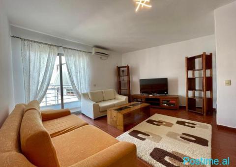 Jepet me QERA apartament 2+1 Qendra 'Kristal', Komuna e Pari - 1/10