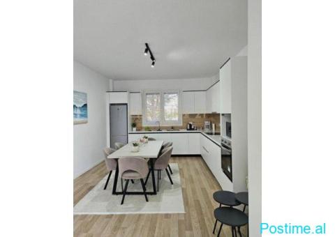 0698329326 Vilë ( kati i pare ) Me Qira në Golem, Durrës - 2/10