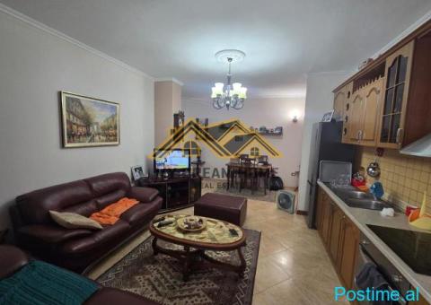 JEPET ME QIRA APARTAMENT 3+1+2 NE QENDER TE DURRESIT - 3/10