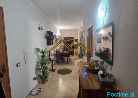 JEPET ME QIRA APARTAMENT 3+1+2 NE QENDER TE DURRESIT - 10/10