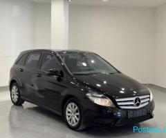 Mercede-Benz B200