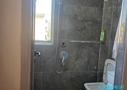 APARTAMENT ME QERA 1+1 BULEVARDI ZOGU I PARE 50.000 LEKE FH- - 3/6