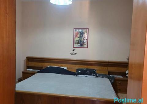 APARTAMENT ME QERA 1+1 BULEVARDI ZOGU I PARE 50.000 LEKE FH- - 5/6