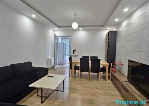 APARTAMENT ME QERA 2+1+2 BULEVARDI BAJRAM CURRI 70.000 LEKE - 1/8