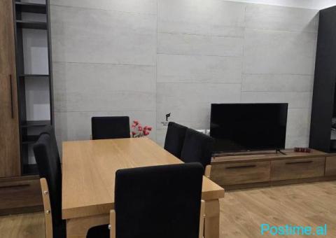 APARTAMENT ME QERA 2+1+2 BULEVARDI BAJRAM CURRI 70.000 LEKE - 2/8