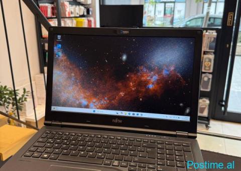 💻 Fujitsu LIFEBOOK E558 - 3/6